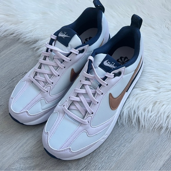 NWT Nike Air Max Dawn Women’s Shoes - Picture 2 of 7